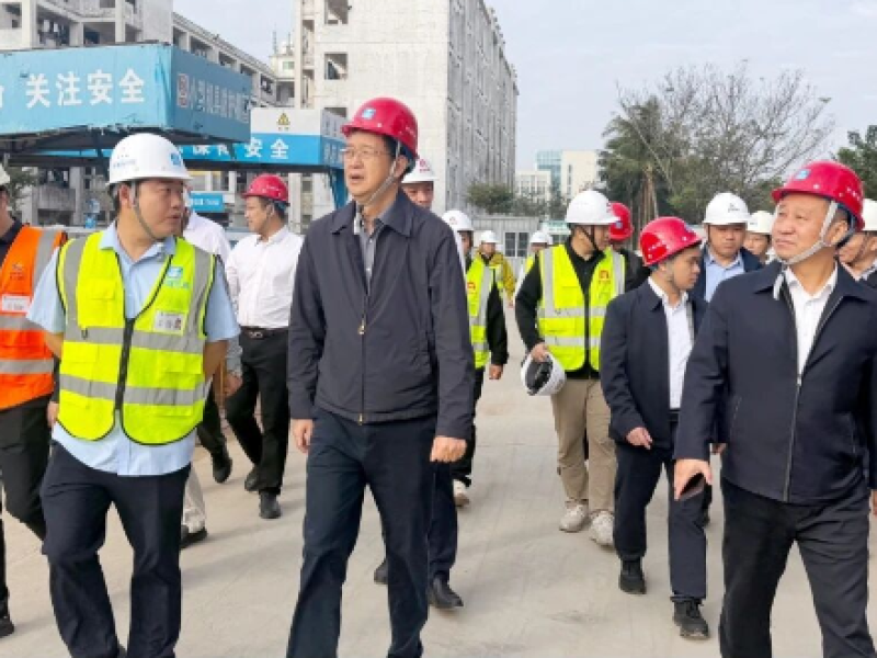 集团总经理崔家炳带队赴重点项目督导检查安全生产工作