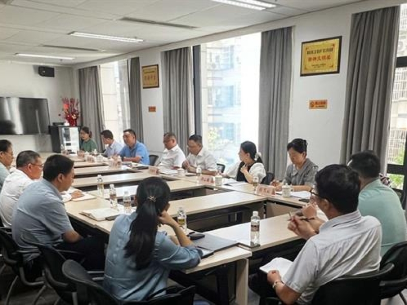 省纪委监委驻省国资委纪检监察组组长王宏壮到海南省设计院调研